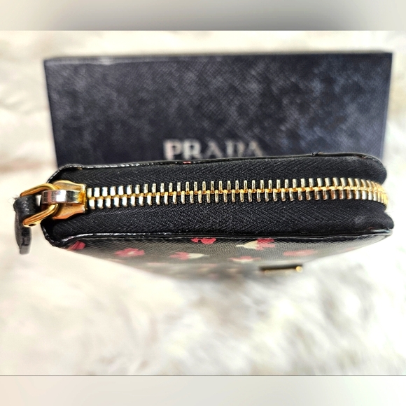 Prada Floral Leather Long Zip Wallet (Full Inclusion) - Picture 3 of 11